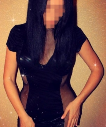 У меня есть опыт и нежные руки, которые разбудят самые глубокие эмоции. Мои услуги включают классический массаж, эротический массаж и более интимные развлечения. Живу в Москве, где могу принять тебя в комфортной обстановке или приехать к тебе. Со мной ты будешь чувствовать себя особенным – я гарантирую великолепное времяпровождение и полное удовлетворение. Заходи на мою страницу, чтобы увидеть фото и отзывы. Жду тебя, чтобы воплотить все твои сокровенные фантазии 😏💋 Кармен